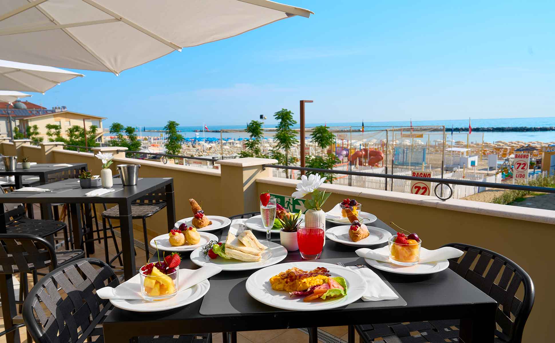 brunch fino alle 12 all'Hotel dei Cesari Igea Marina di Rimini